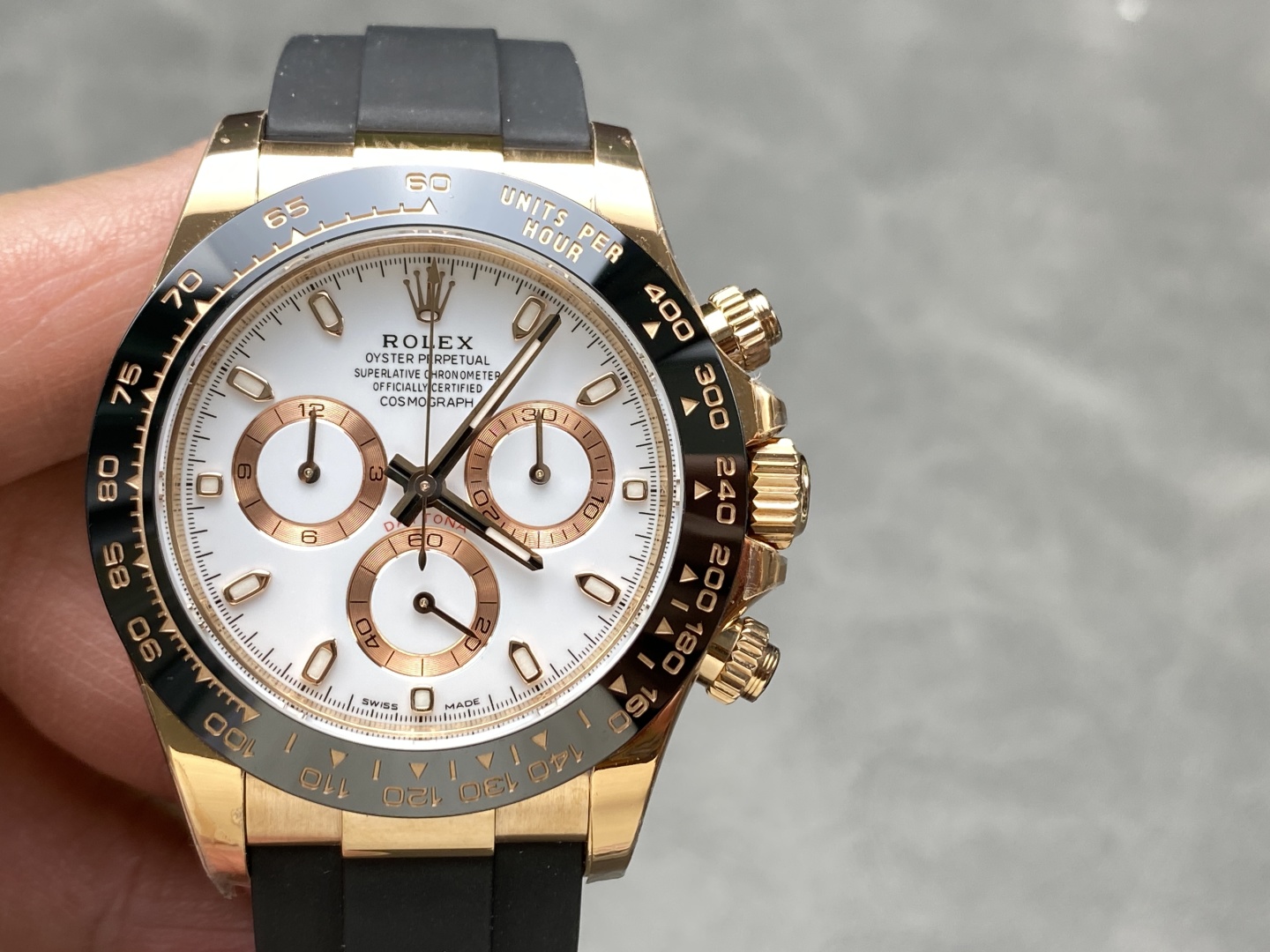 BT ロレックス デイトナ 4130ムーブメント 40mm