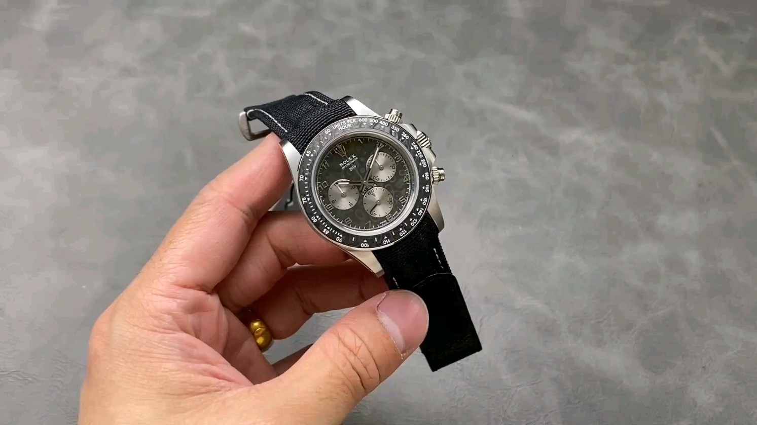 DIW 4130 ロレックス デイトナ シースルーバック4130ムーブメント 40mm