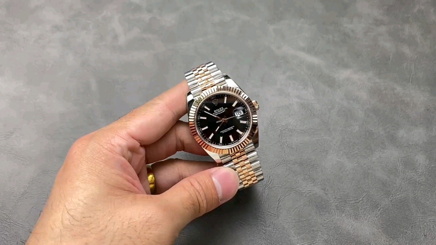 カスタマイズプロジェクト 18K金メッキ ロレックス デイトジャスト41mm 3235ムーブメント