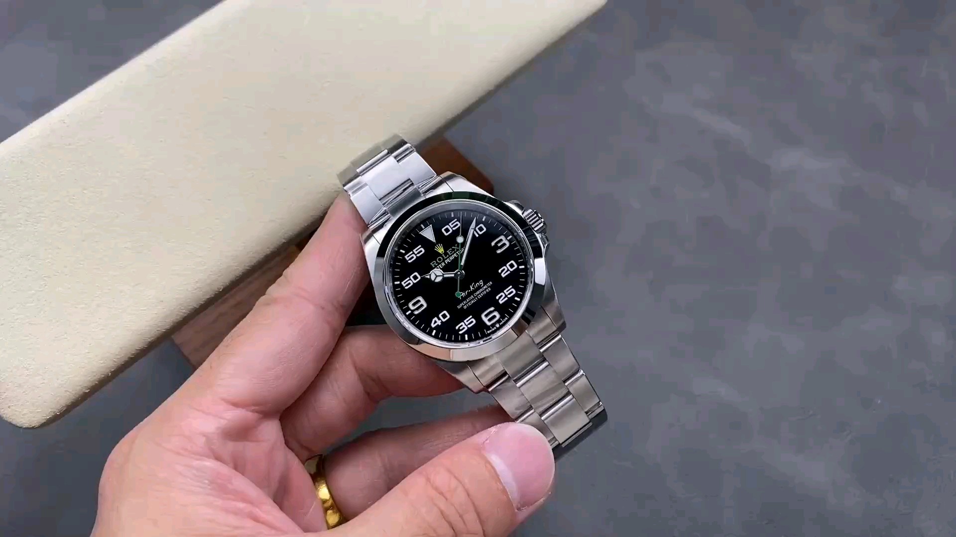 VS ロレックス 新型エアキング 丹東3230ムーブメント 40mmサイズ