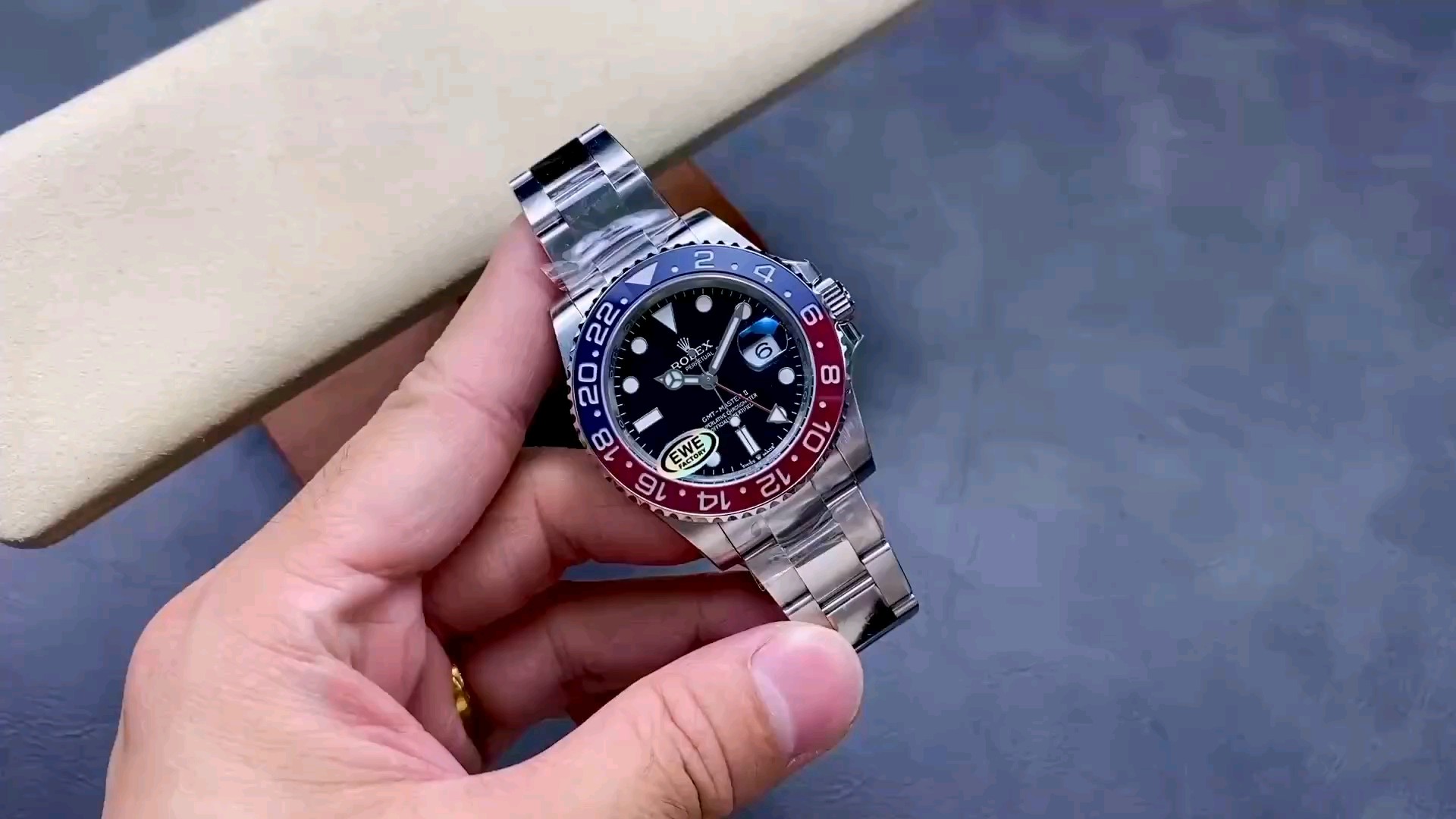EWE V5グリニッジモデルllの魅力を徹底分析！独自GMT機能を体感せよ