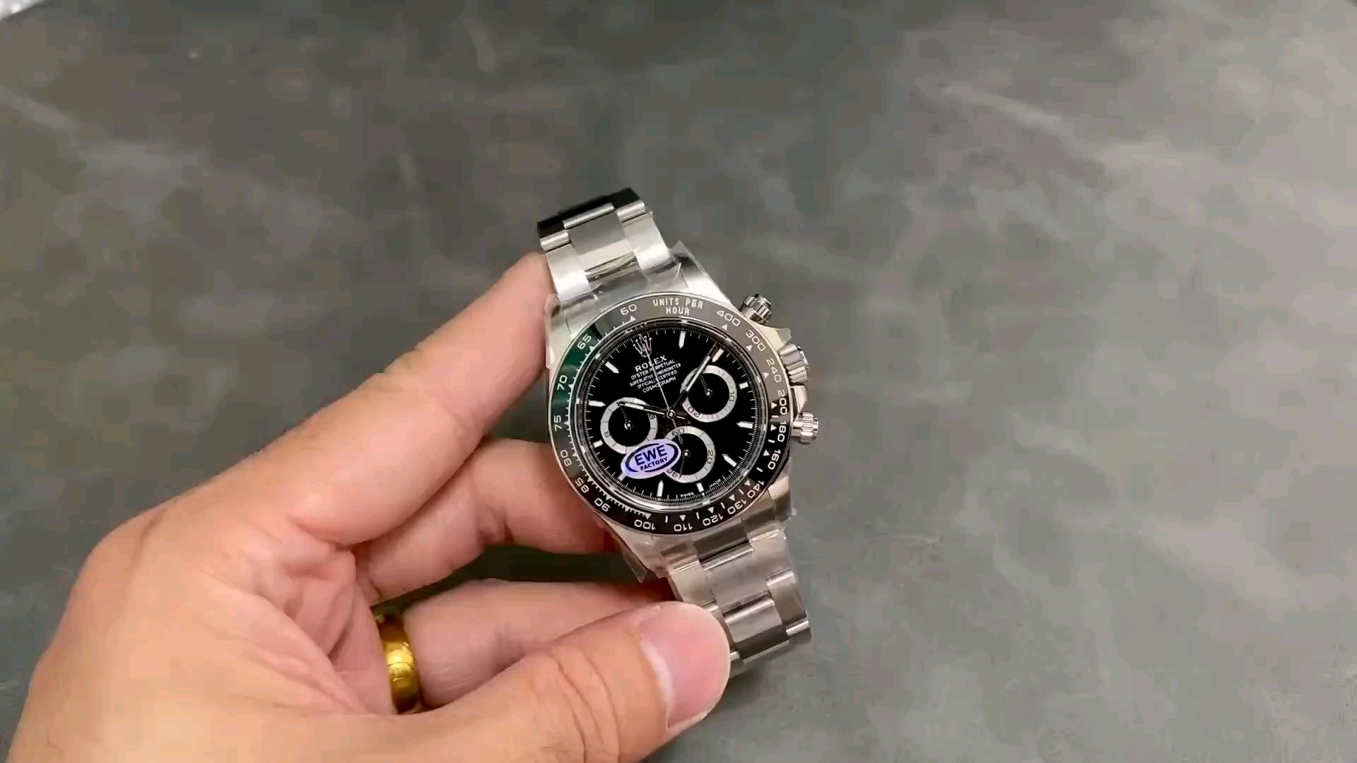 EWE新作モデル！職人も驚くエントリーモデルデイトナの魅力とは？