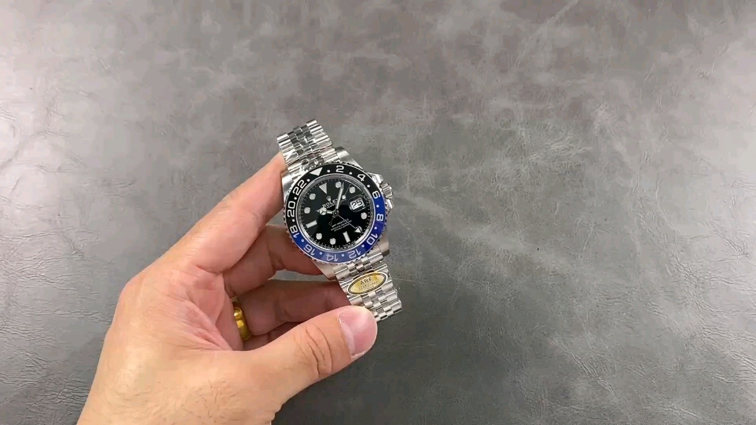 ARFの3285ムーブメント搭載のGMTマスター