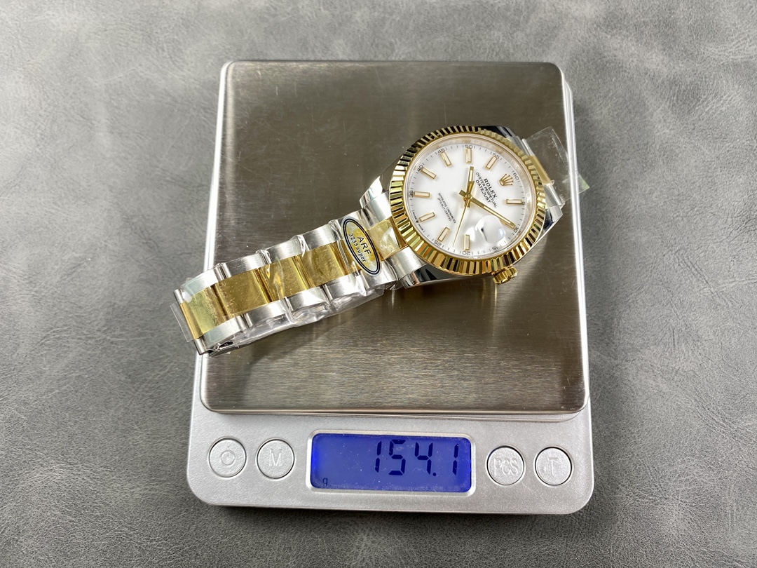 ロレックス デイトジャスト41mm レプリカの魅力とは？本物と比較検証！