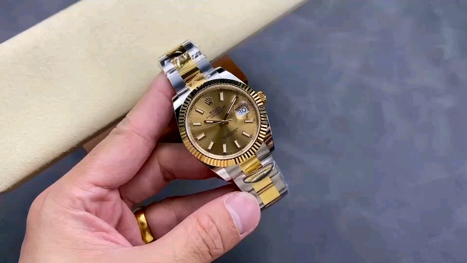 デイトジャスト 41mmレビュー