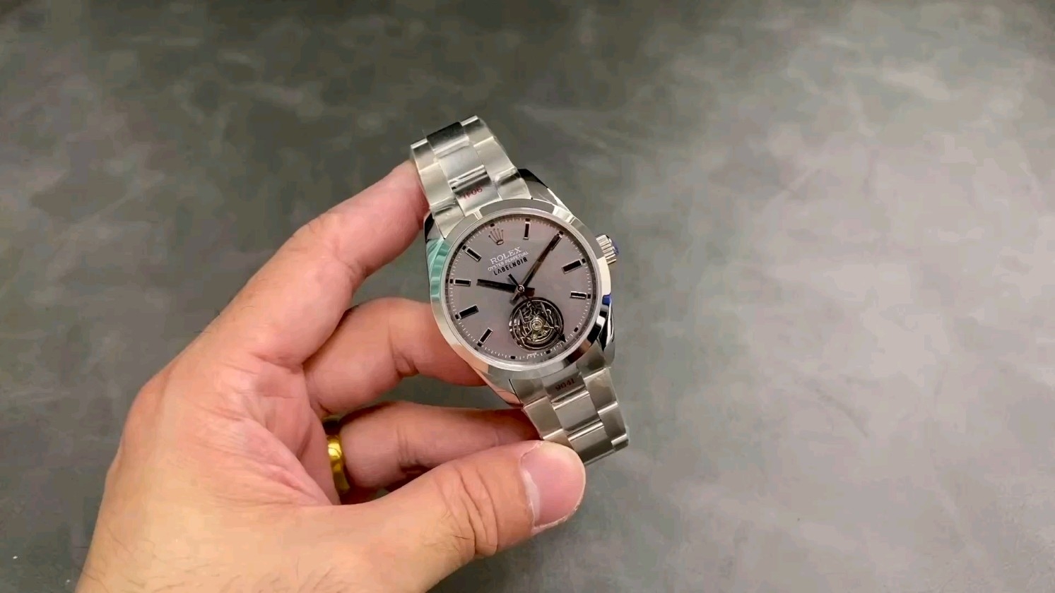 カスタムが光る！レジェンドのロレックスに新たな注目