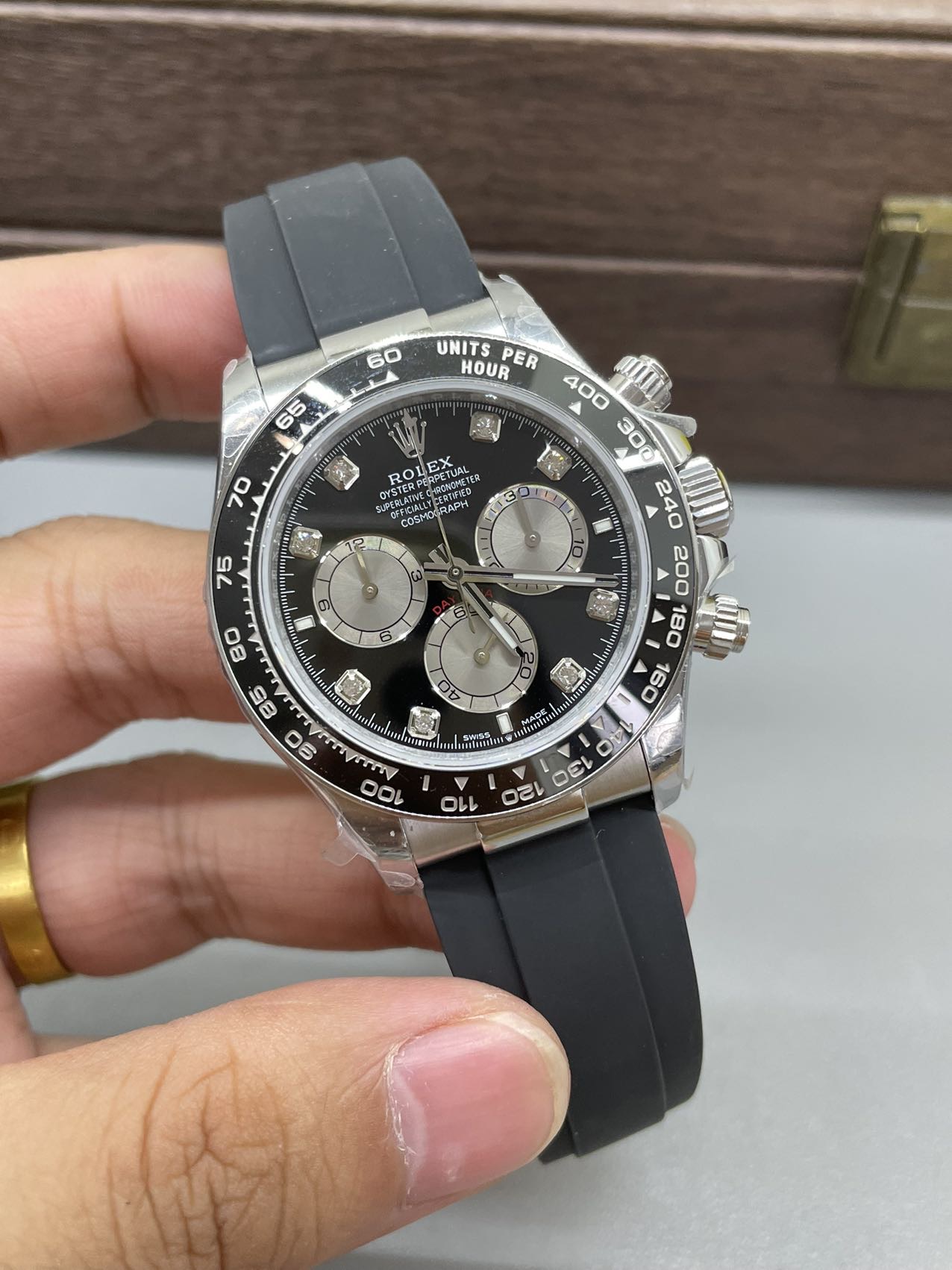 Qf新品、新モデルデイトナ、4131ムーブメント、総重量140グラム