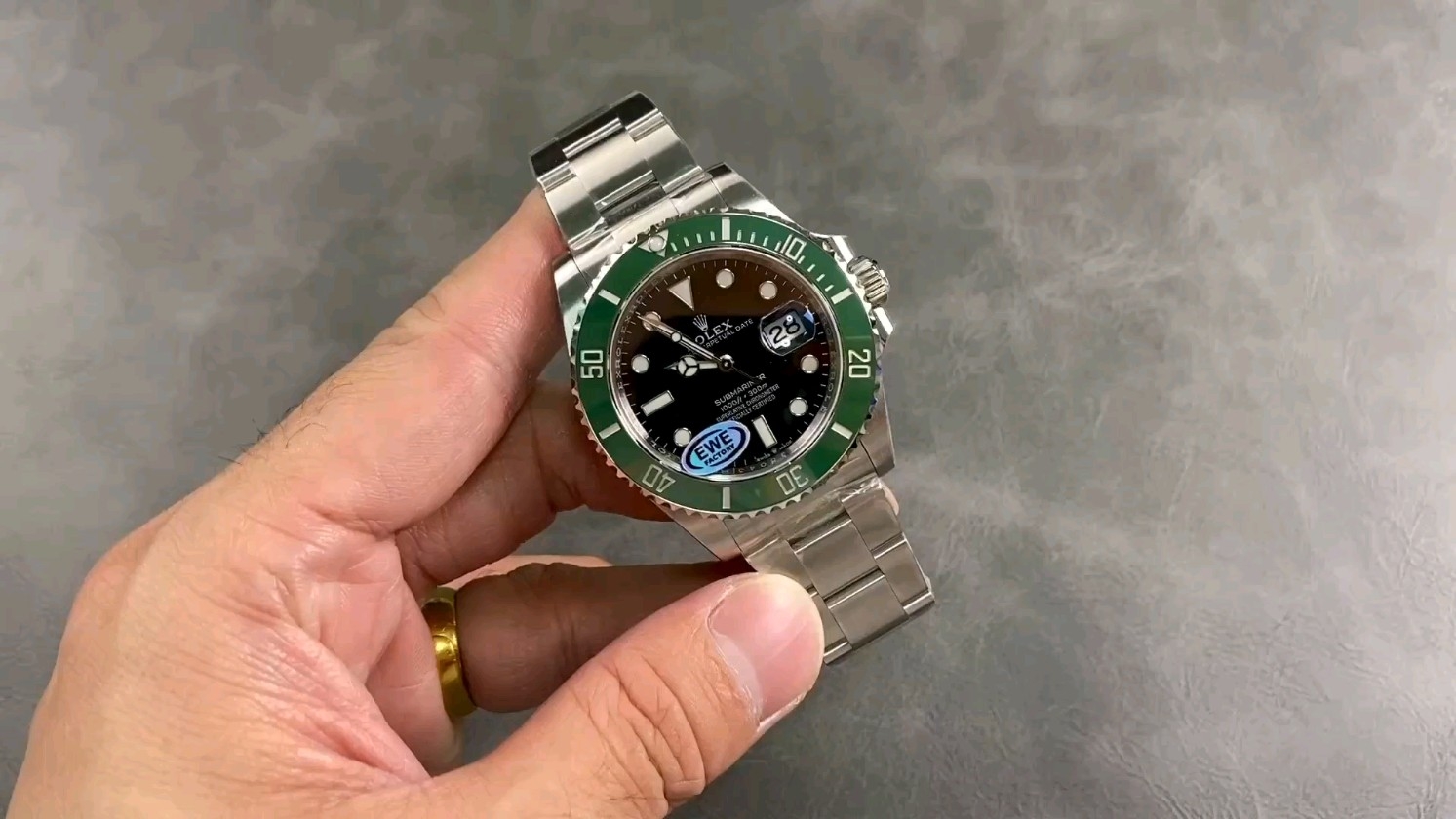 EWE ロレックス グリーンサブマリーナ 41mm 3235ムーブメント