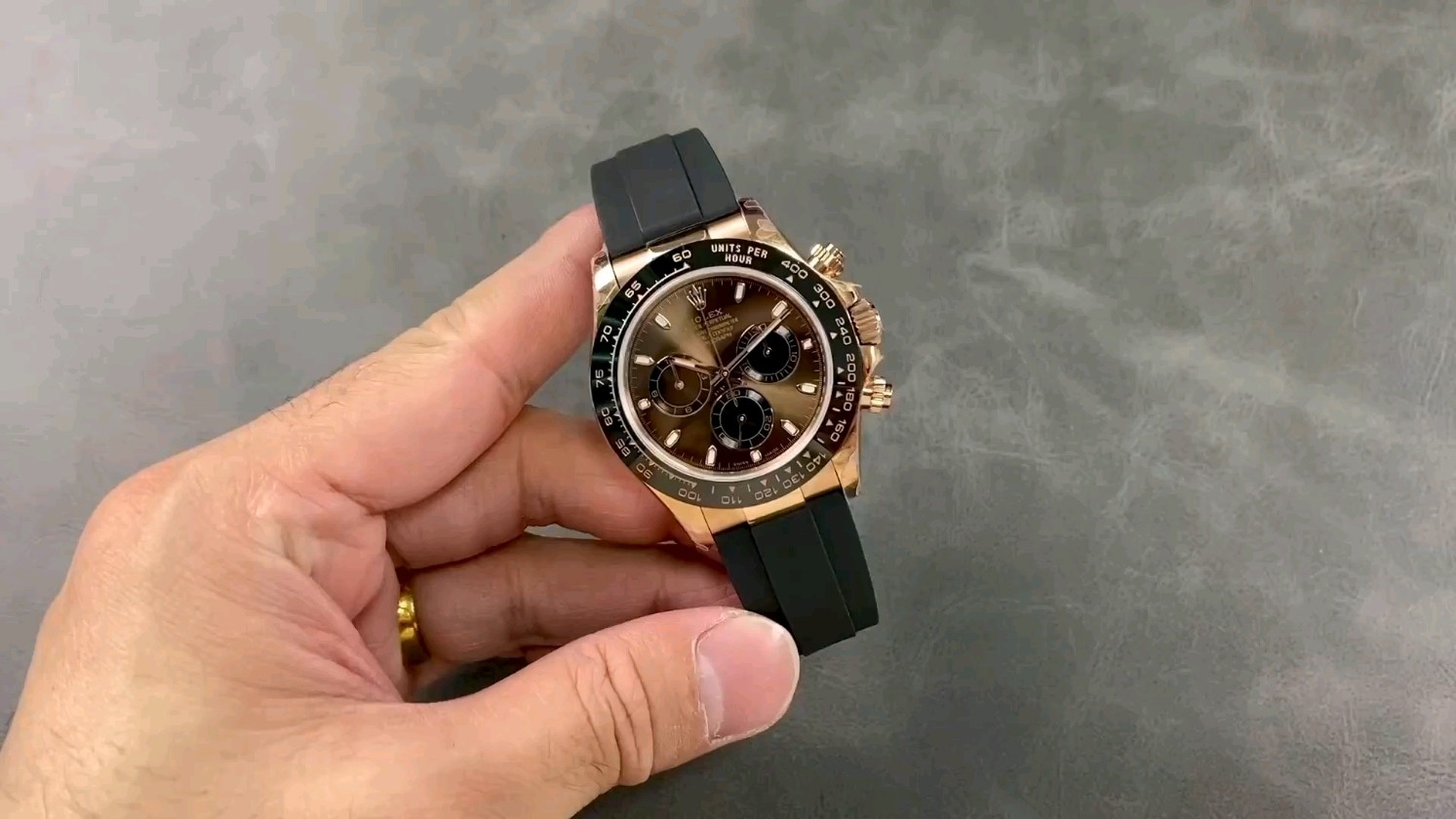 ディトナ最新モデルのスペシャルな魅力とは？重さや素材に迫る！