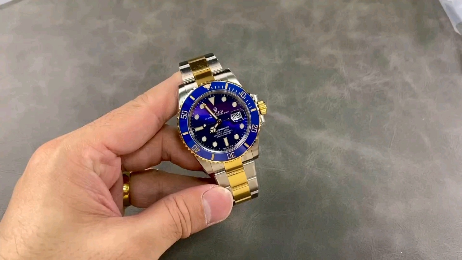 VS ロレックス コンビ ブルーサブマリーナ 3235ムーブメント 41mm