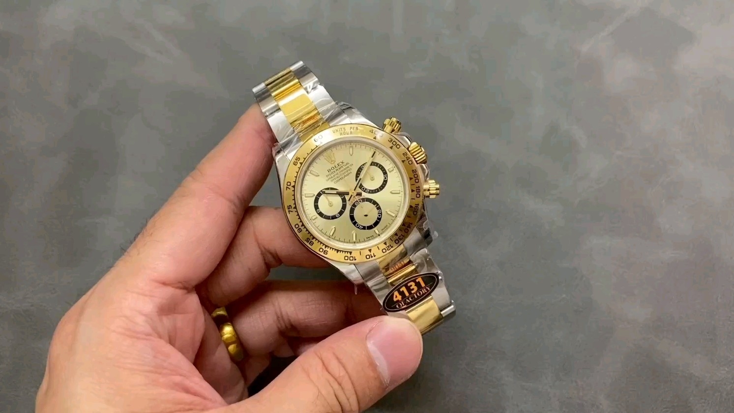 QF ロレックス 新型デイトナ 4131ムーブメント 40mm 904ステンレススチール