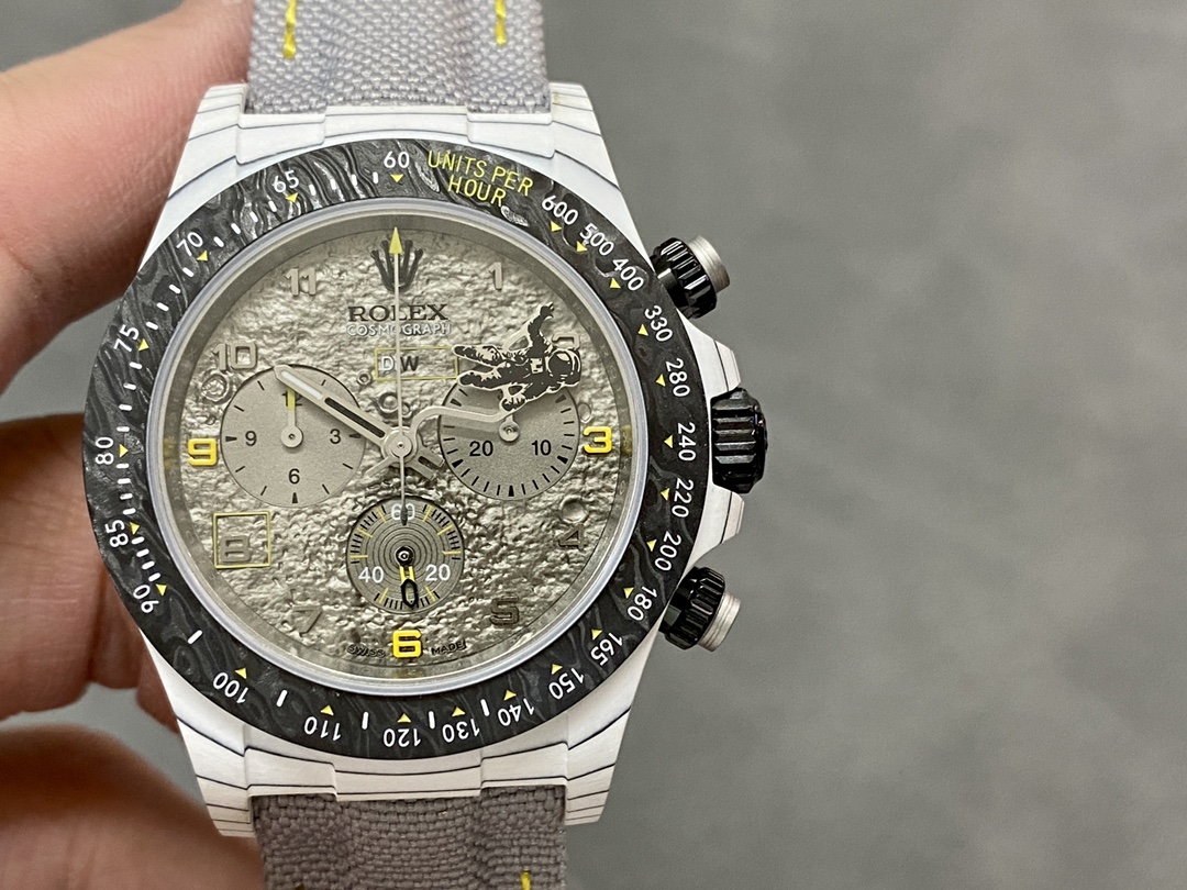 DIW ロレックス スケルトン スペースマン ホワイトカーボンファイバー デイトナ 4130ムーブメント 40mm