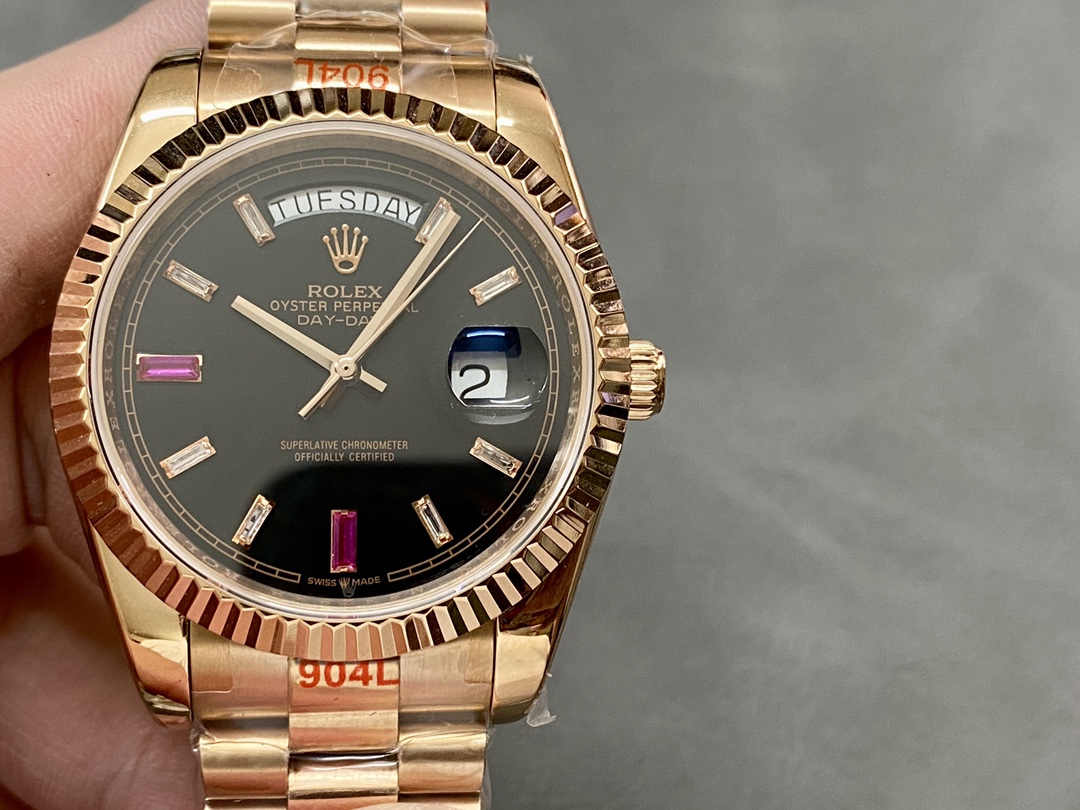 TW ロレックス デイデイト ダブルカレンダー 40mm