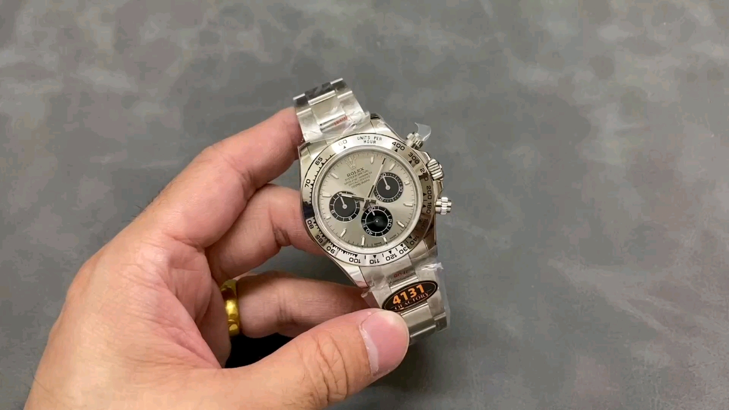 QF ロレックス 新作モデル デイトナ 4131ムーブメント 40mm 904ステンレススチール