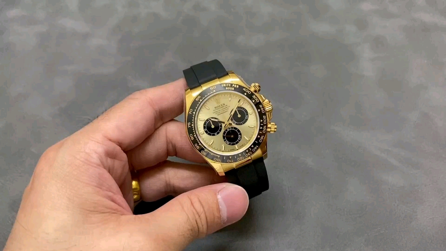 QF ロレックス 新作モデル デイトナ 4131ムーブメント 40mm 904Lステンレススチール