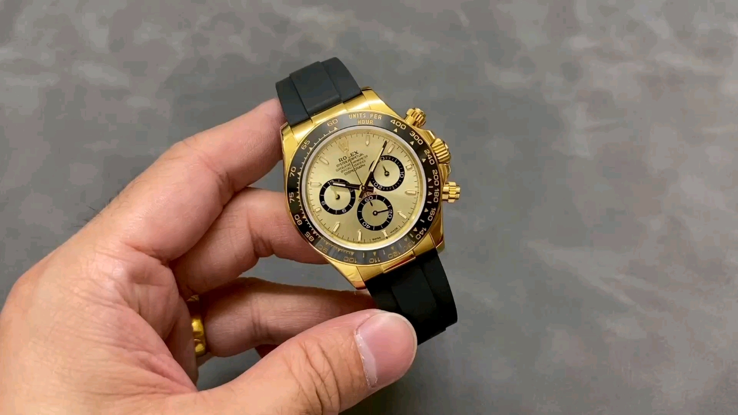 QF ロレックス 新作モデル デイトナ 4131ムーブメント 40mm 904Lステンレススチール
