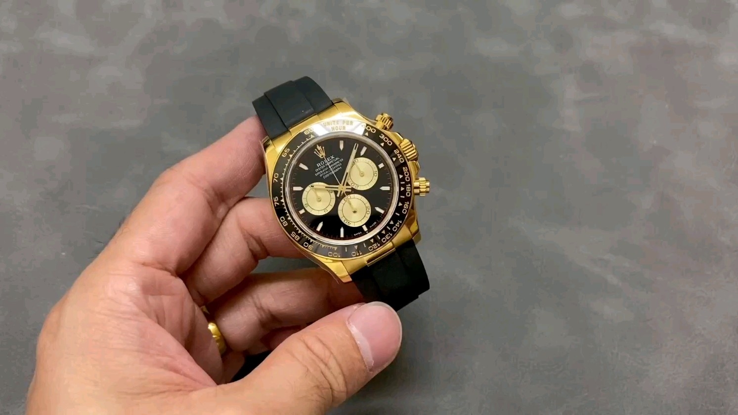 QF ロレックス 新作モデル デイトナ 4131ムーブメント 40mm 904Lステンレススチール