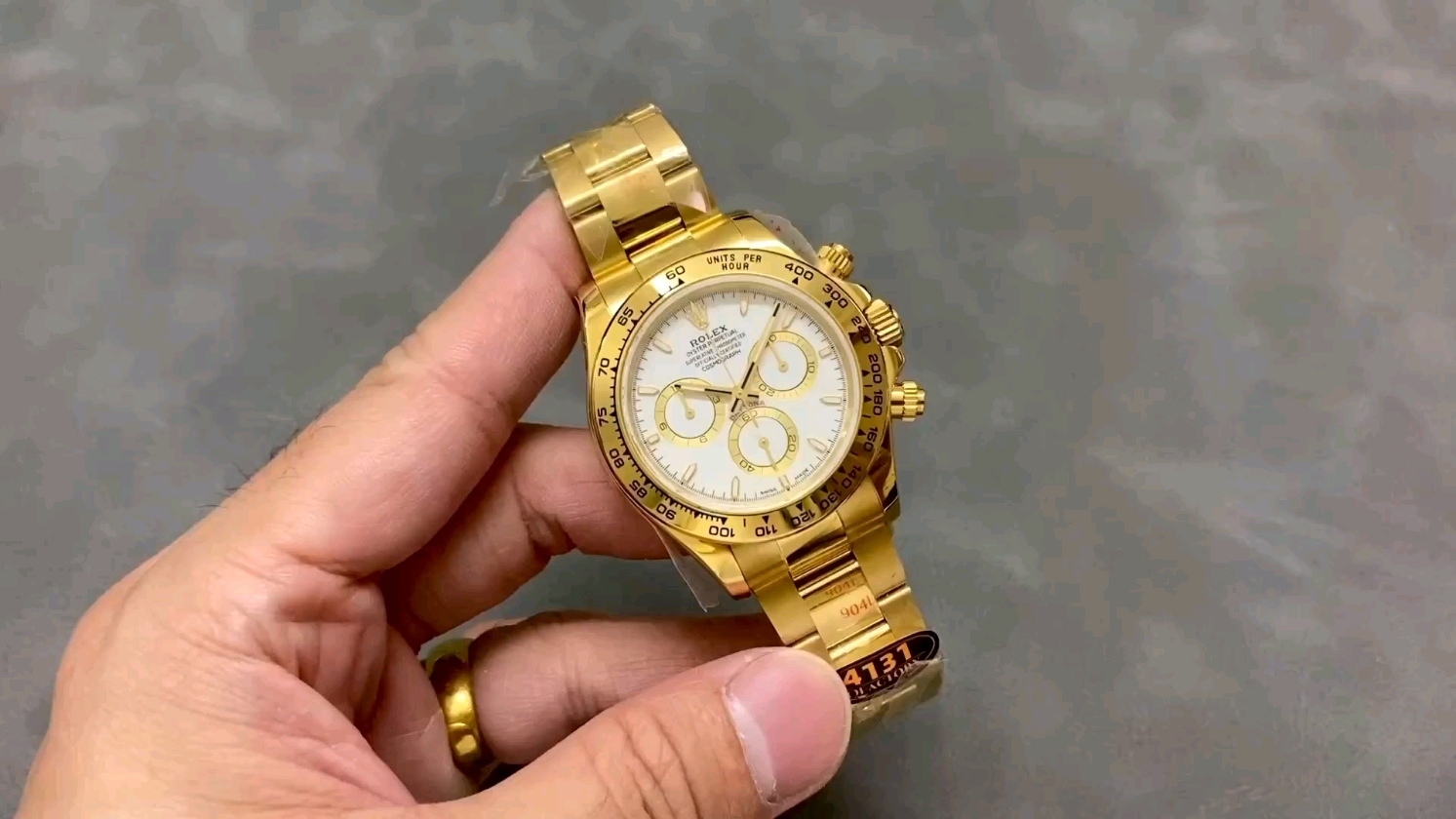 QF ロレックス 新作モデルデイトナ 4131ムーブメント 40mm 904ステンレススチール