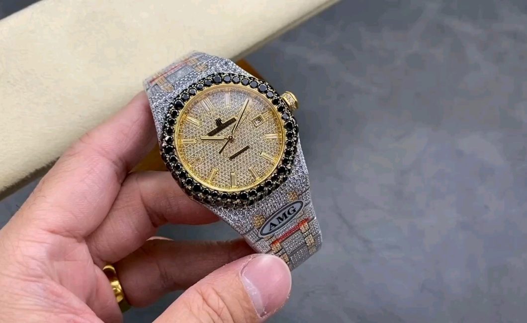 AMGの15400、スターダストの輝きであなたもスペシャルな体験を！