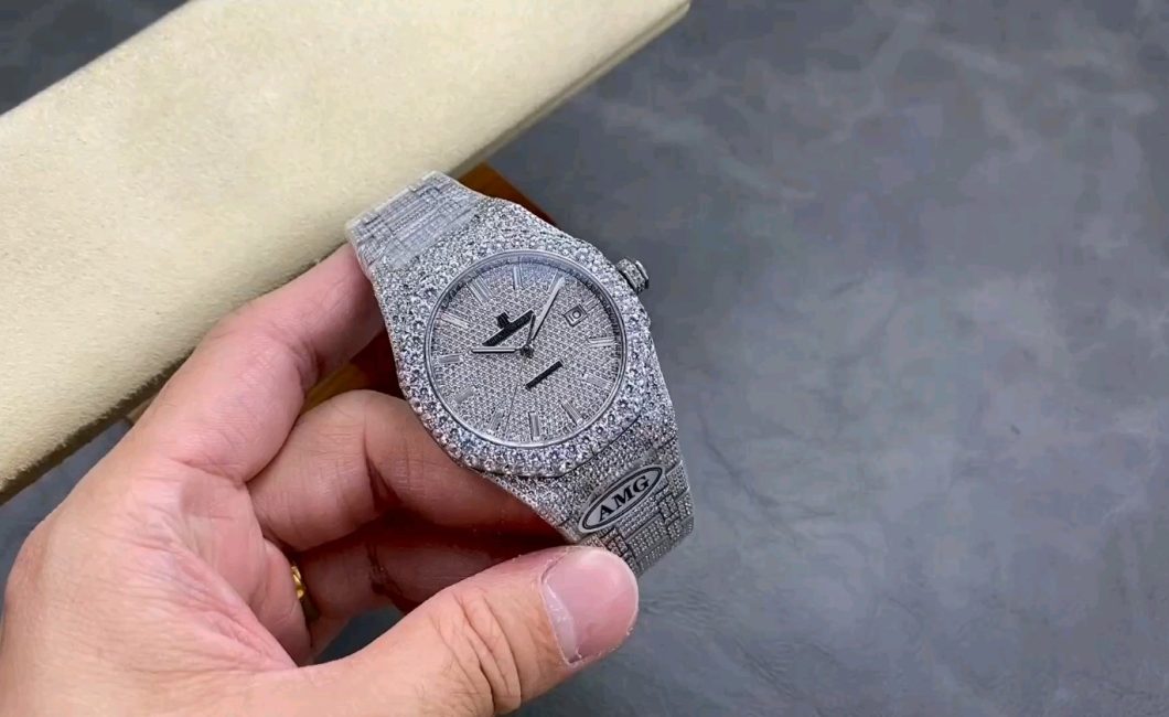キングの煌めき！APオーデマ ピゲ15400スターダストの魅力に迫る