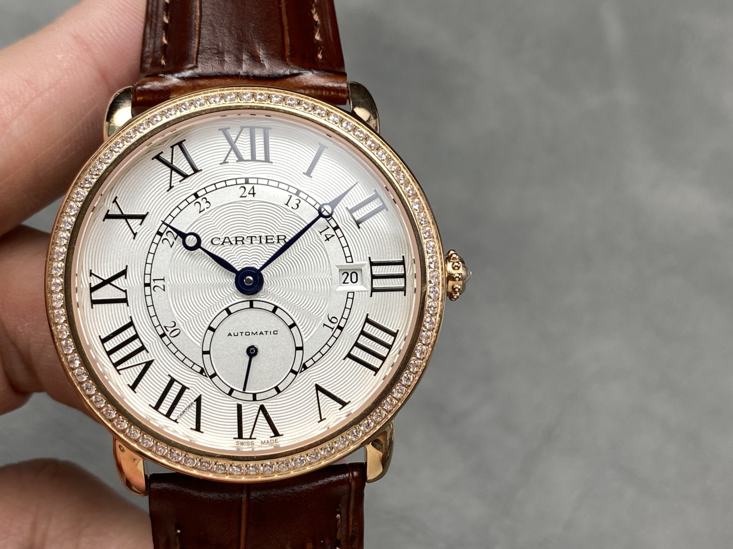 カルティエ ロンドン デュアルタイム 40mm