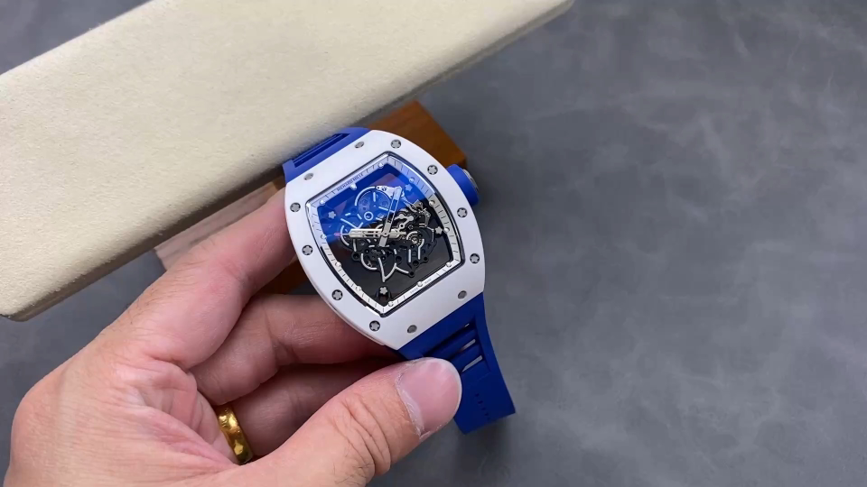 理想の時計！リチャードミル RM055 の魅力を徹底解剖