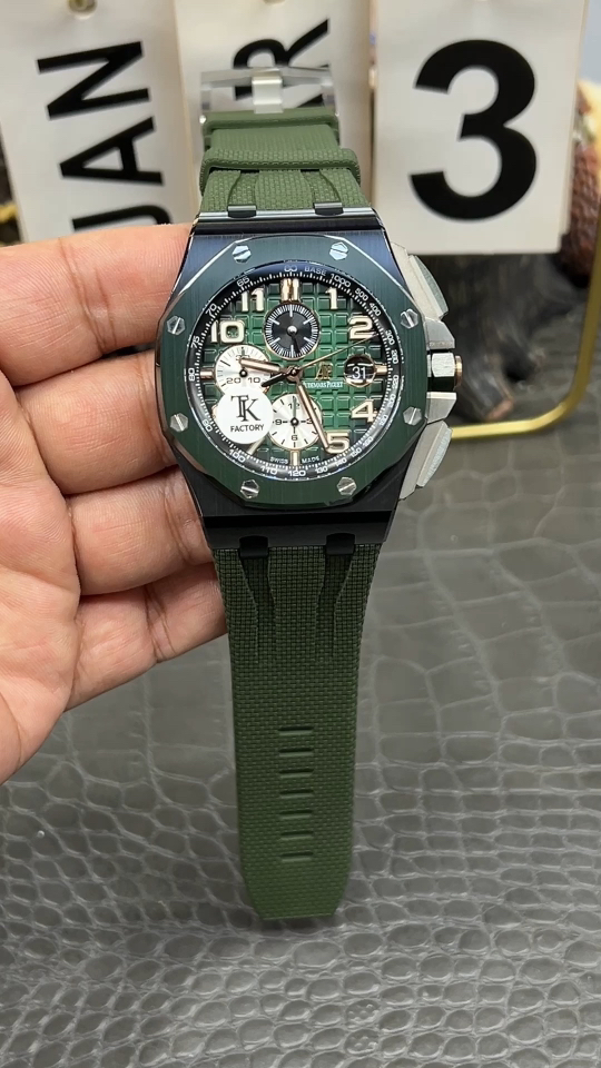 愛好家も注目！オーデマピゲ26400シリーズの魅力を探る