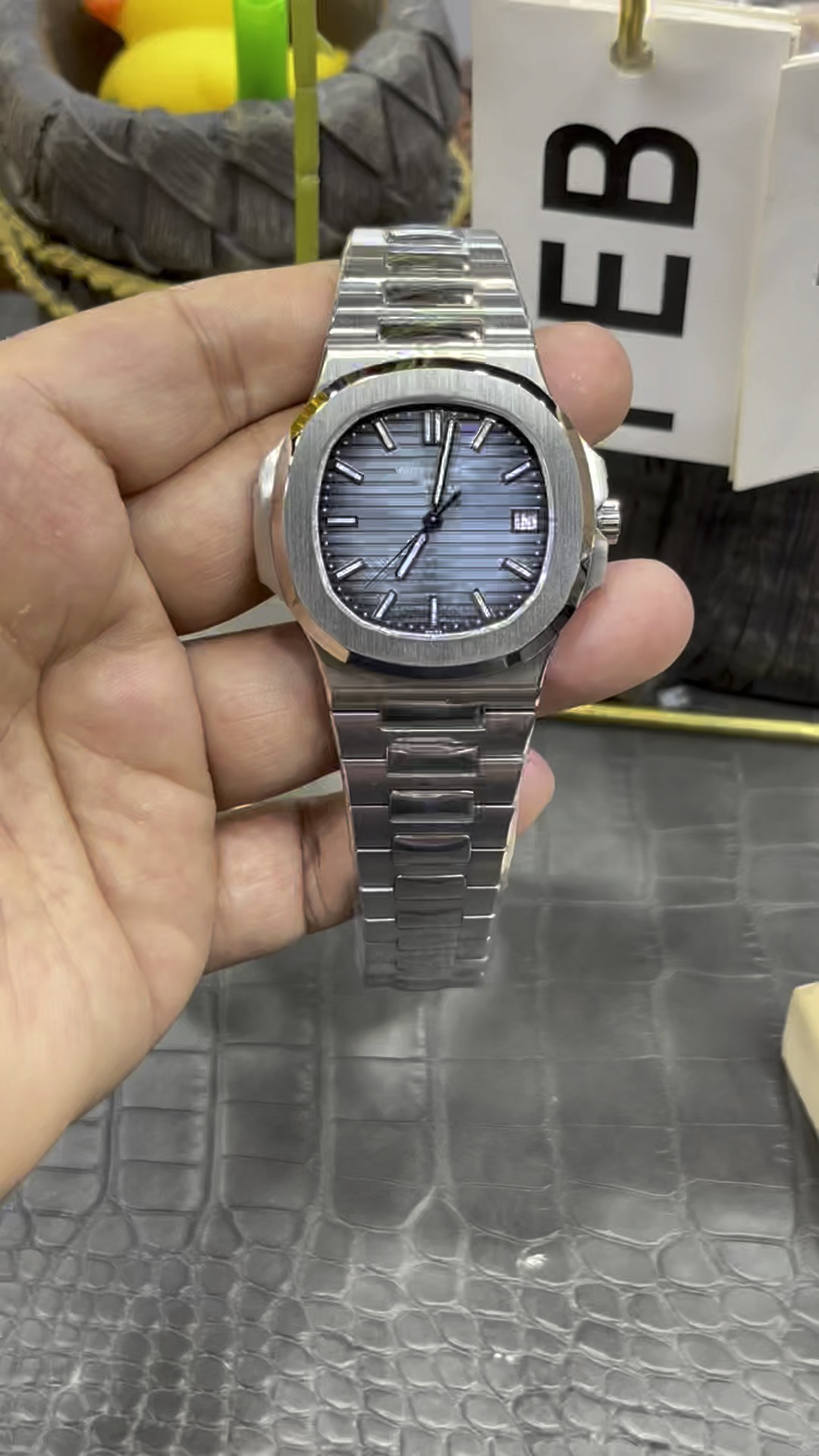 パテック・フィリップ5811G
