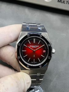 ZFによるチタン製ロイヤルオーク16202: 精密さと優雅さのマスタークラス