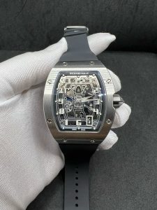 リシャール・ミル 67-01の公開: チタンと精密工学の勝利