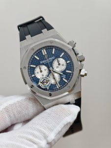 APSのロイヤルオーク26331ブルーを徹底解剖：職人技と革新の融合